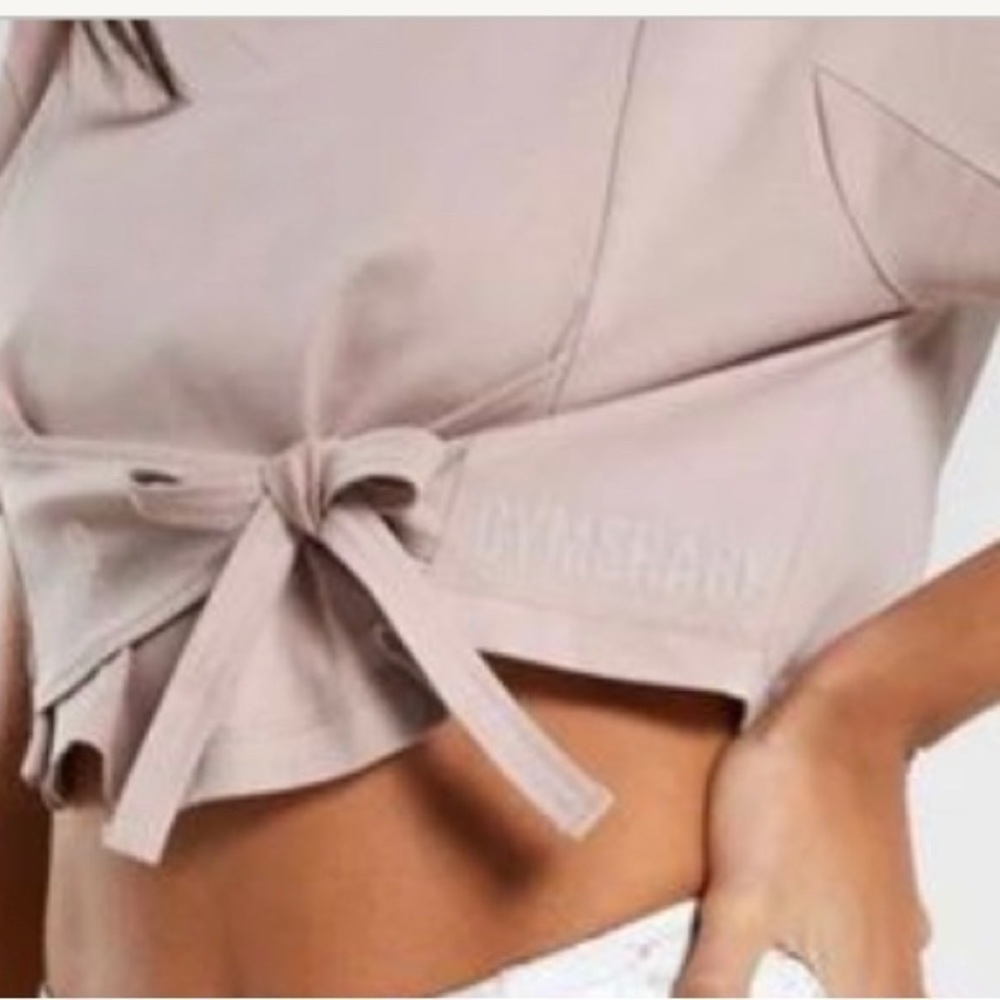 Gymshark woman’s ori taupe tie athletic top
